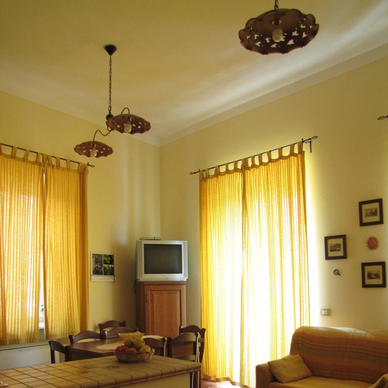 Bed and breakfast Agon 2*